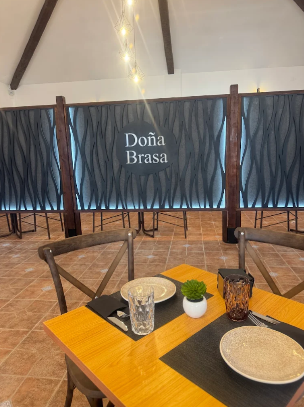 Interior Doña Brasa