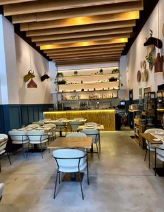 Sala y barra