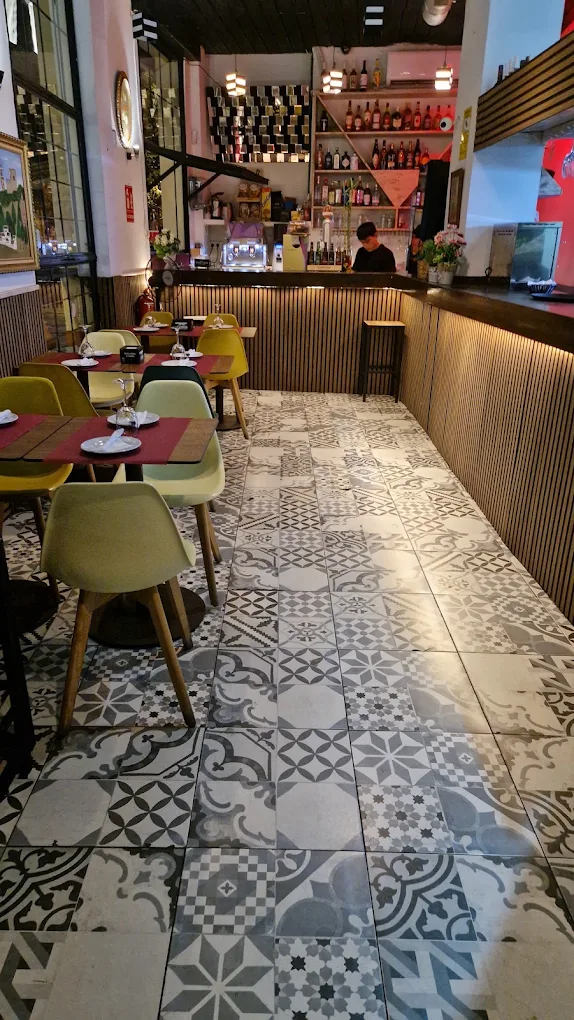 Ambiente La Esquinita Alameda